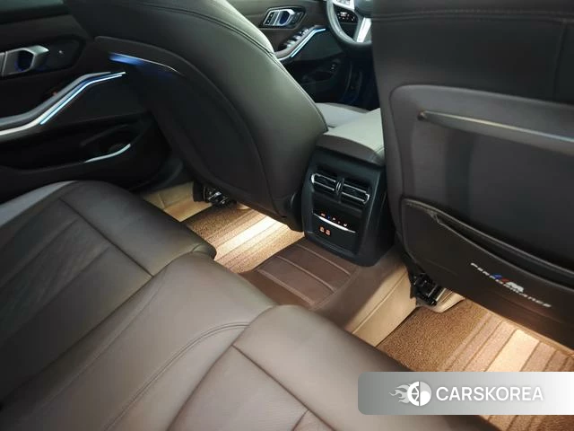 BMW 3 series id 4300886 из Китая 13