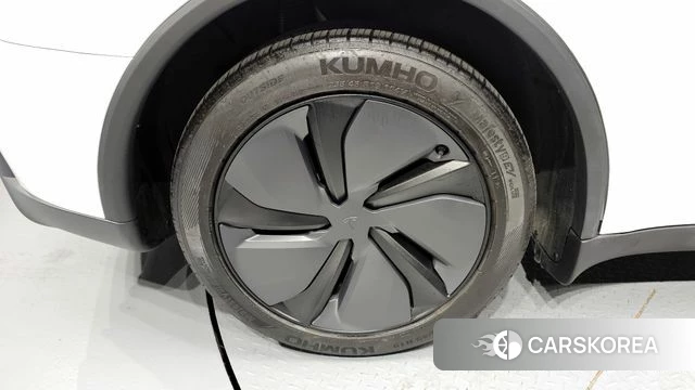 Tesla Model Y id 4329379 из Кореи 13
