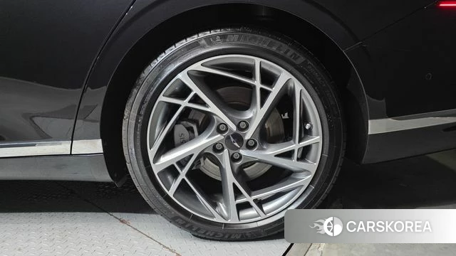 Genesis G90 (RS4) id 4382390 из Кореи 13