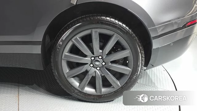 Land Rover Range Rover Velar id 4233026 из Кореи 13