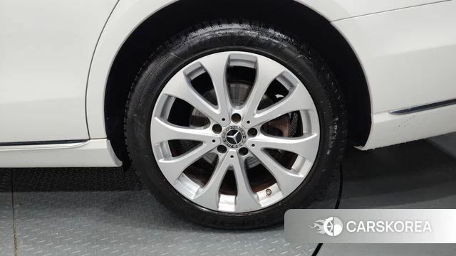 Mercedes-Benz E-Class W213 id 4562981 из Кореи 13