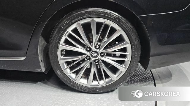 Hyundai Grandeur IG id 4417385 из Кореи 13