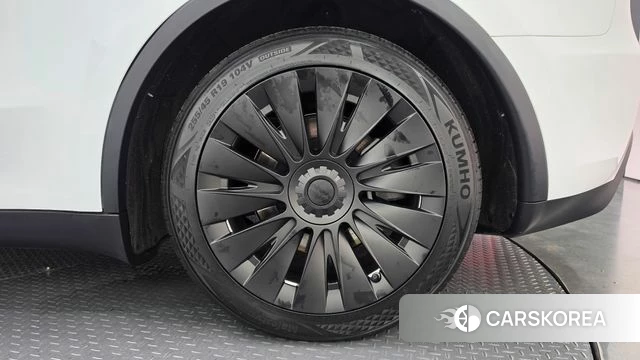 Tesla Model Y id 4516896 из Кореи 13