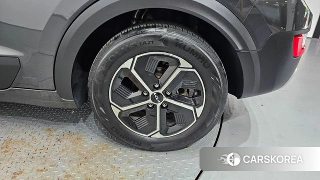 Kia Di Ol Nu Niro id 4316417 из Кореи 13