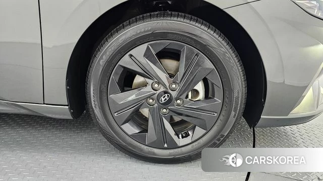 Hyundai Avante (CN7) id 4518651 из Кореи 13