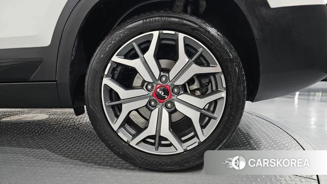 Kia Seltos id 4793289 из Кореи 13
