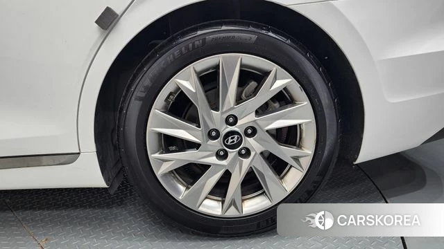 Hyundai The New Grandeur IG Hybrid id 4636906 из Кореи 13