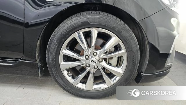 Kia The New Carnival id 4581886 из Кореи 13