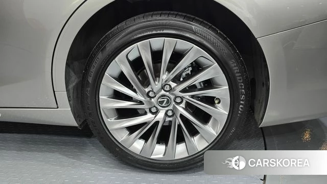 Lexus ES300h 7th generation id 4515750 из Кореи 13