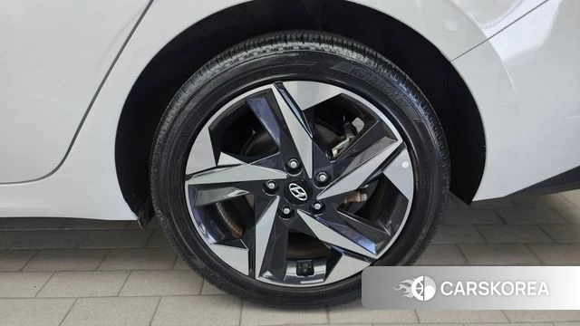 Hyundai Avante Hybrid (CN7) id 4433778 из Кореи 13