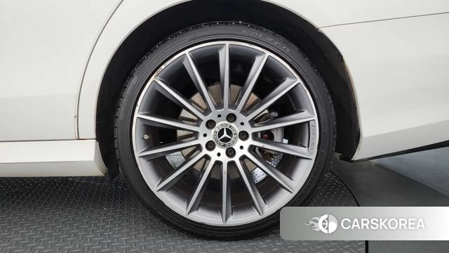 Mercedes-Benz E-Class W213 id 4625439 из Кореи 13