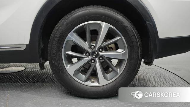 Kia The New Sorento id 4563472 из Кореи 13