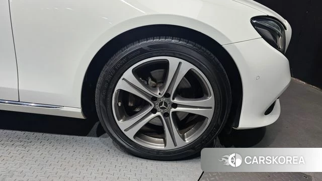 Mercedes-Benz E-Class W213 id 4586994 из Кореи 13