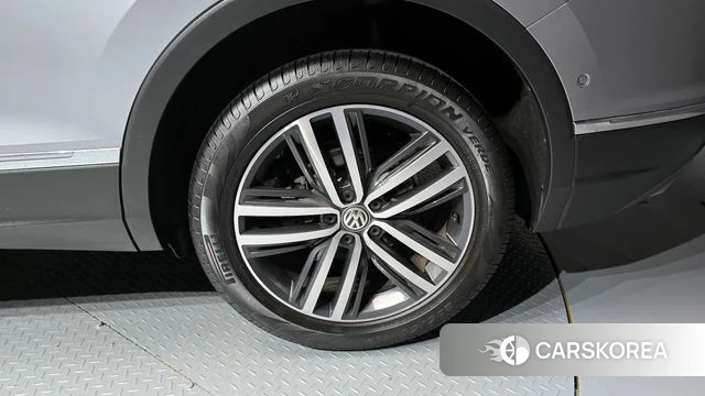 Volkswagen Tiguan Allspace id 4330997 из Кореи 13
