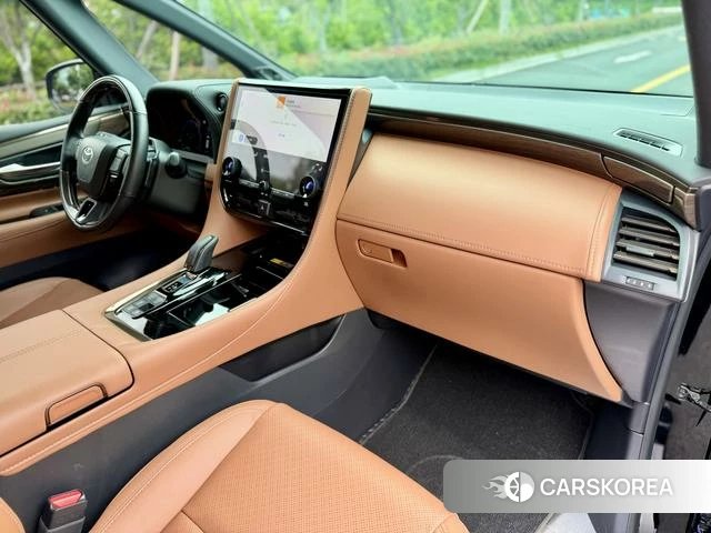 Toyota Elfa id 4275922 из Китая 13