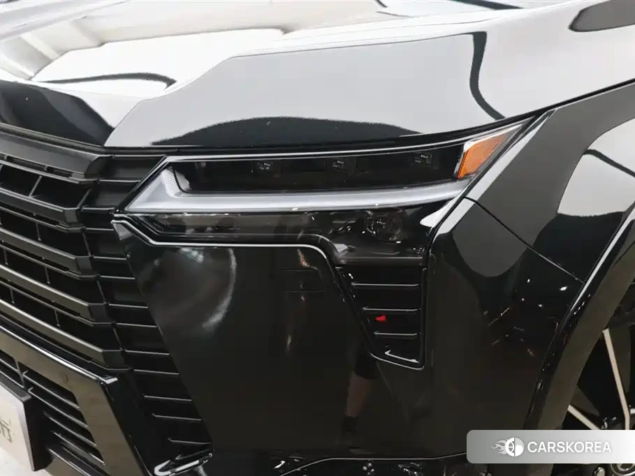 Lexus GX id 4629507 из Китая 13
