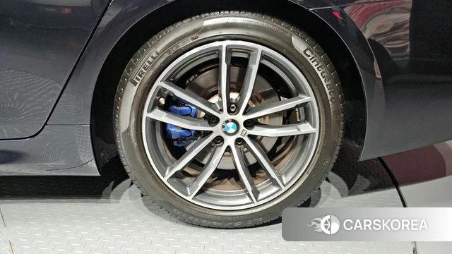 BMW 5 Series (G30) id 4389344 из Кореи 13