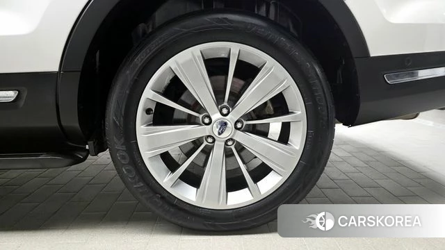 Ford Explorer id 4225678 из Кореи 13