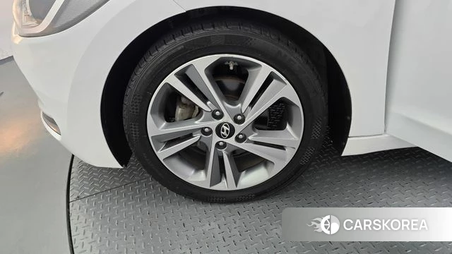 Hyundai Avante AD id 4742228 из Кореи 13