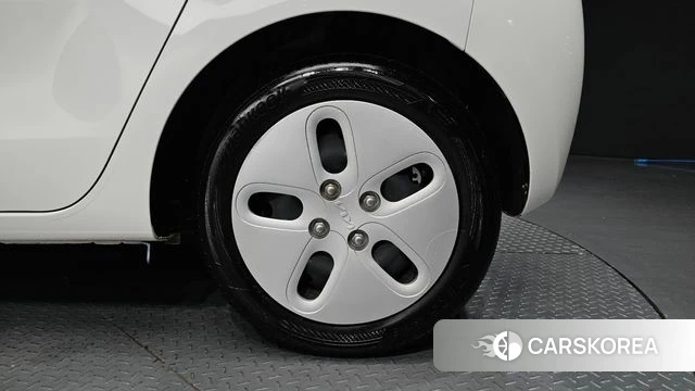 Kia The New Kia Ray id 4635709 из Кореи 13