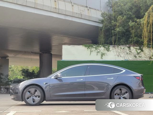 Tesla Model 3 id 4235654 из Китая 13