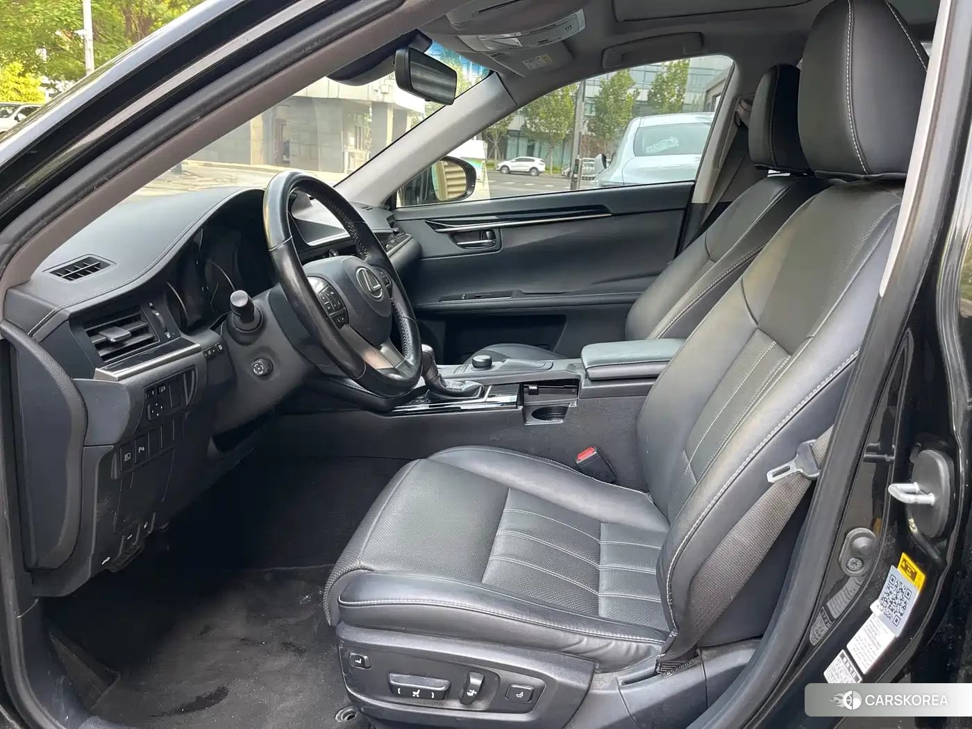 Lexus ES id 4553879 из Китая 13