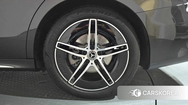 Mercedes-Benz E-Class W214 id 4291852 из Кореи 13