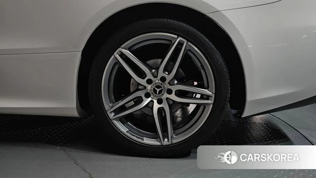 Mercedes-Benz E-Class W213 id 4794803 из Кореи 13