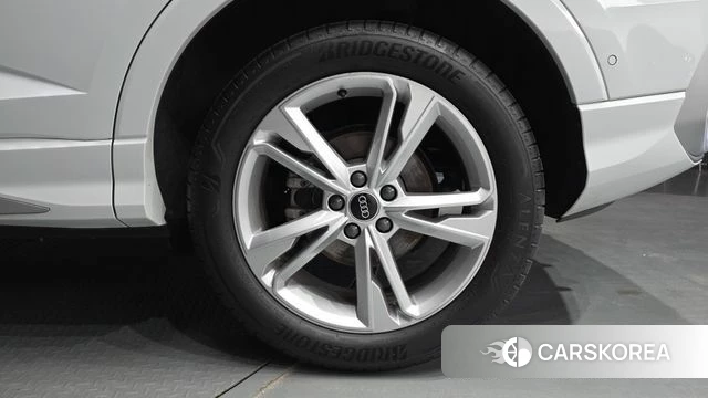 Audi Q3 (F3) id 4951220 из Кореи 13