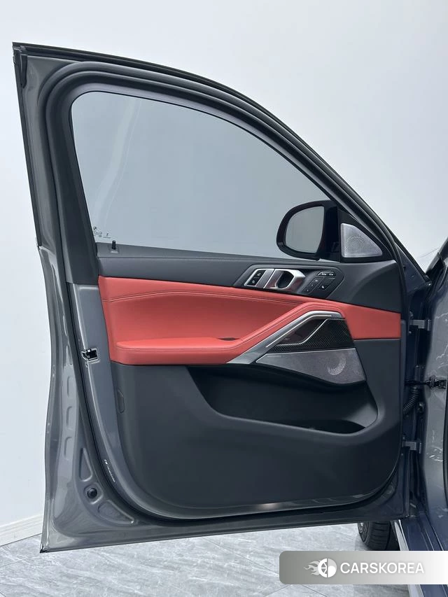 BMW X6 M id 4259194 из Китая 13