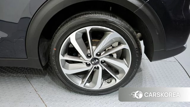 Kia Niro id 4285861 из Кореи 13
