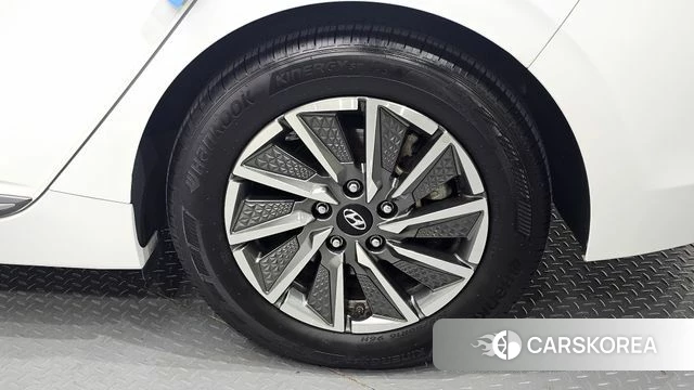 Hyundai The New Ionic Electric id 4864859 из Кореи 13