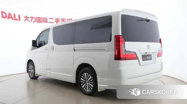 Toyota Hiace id 4261857 из Китая 13