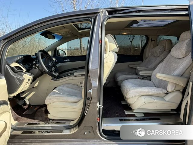 Buick GL8 id 4207952 из Китая 13