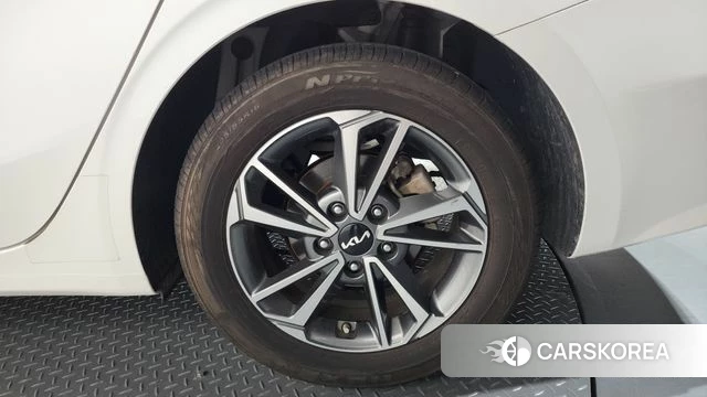 Kia The New K3 2nd generation id 4445312 из Кореи 13