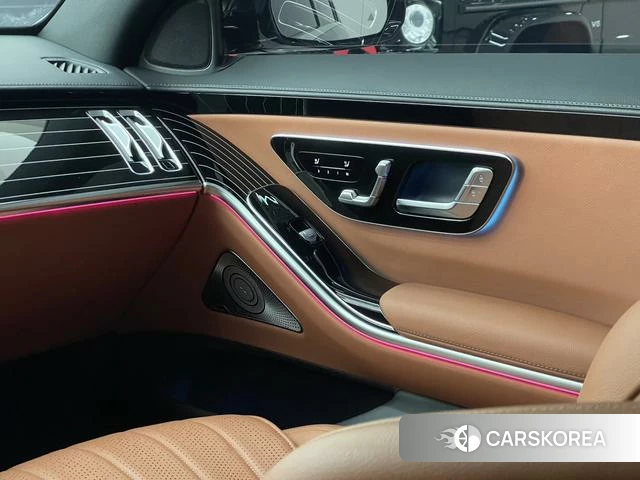 Mercedes-Benz S-class id 4257802 из Китая 13