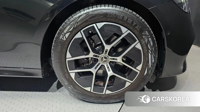 Mercedes-Benz E-Class W214 id 4695721 из Кореи 13