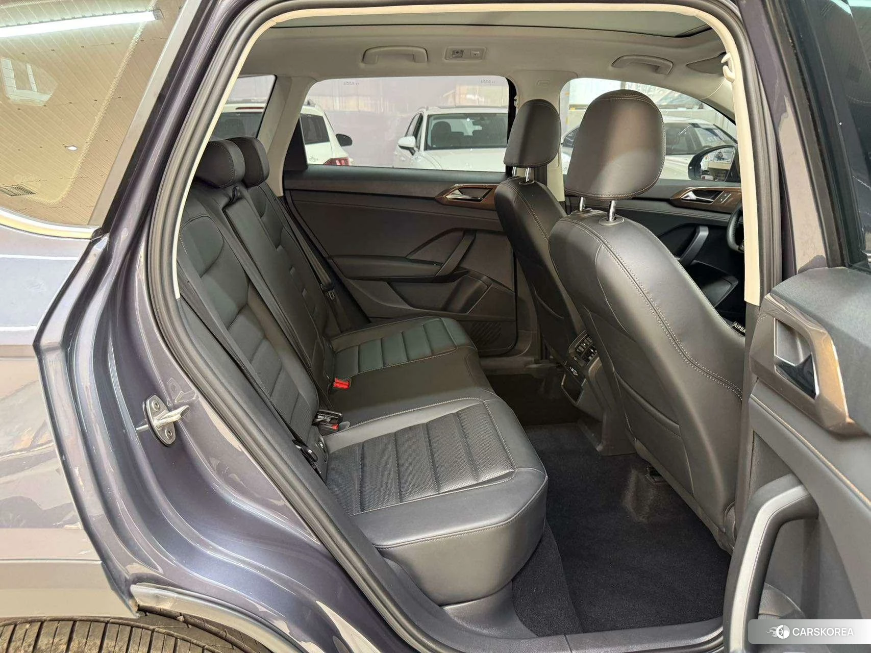 Volkswagen Tuyue id 4487187 из Китая 13