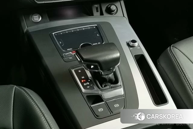 Audi Q5L id 4273207 из Китая 13
