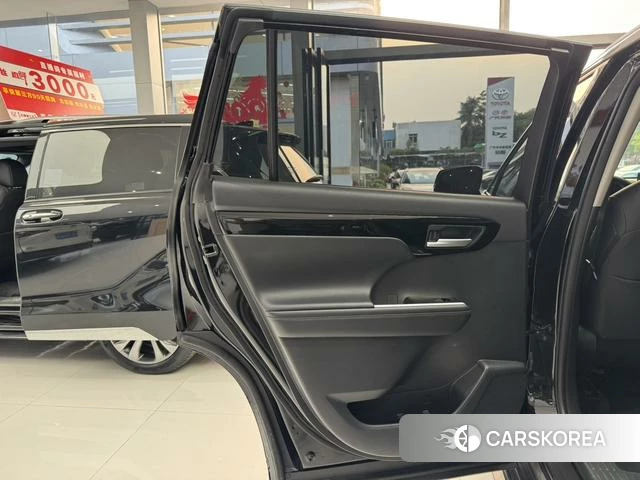 Toyota Highlander id 4279153 из Китая 13