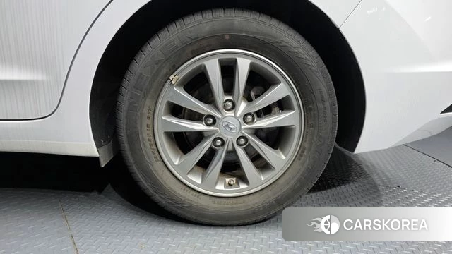Hyundai The New Avante AD id 4551756 из Кореи 13