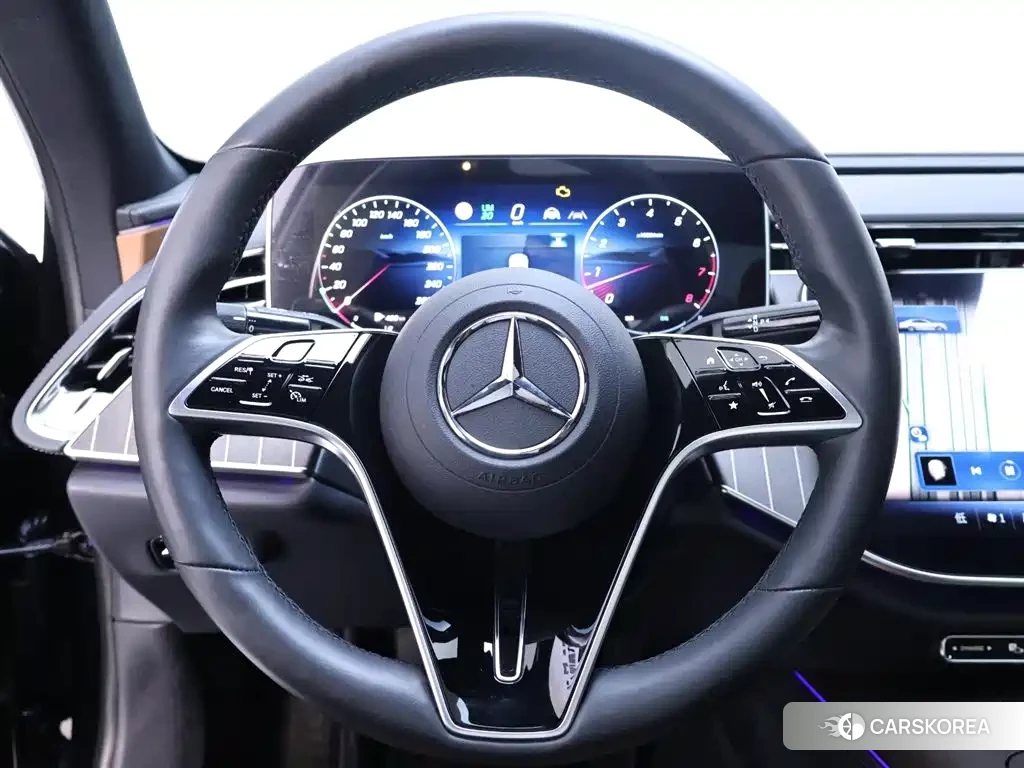 Mercedes-Benz E-Class id 4570563 из Китая 13