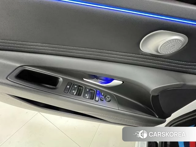 Hyundai Elantra id 4374659 из Китая 13