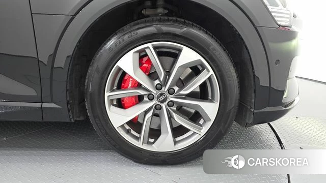Audi e-Tron id 4835813 из Кореи 13