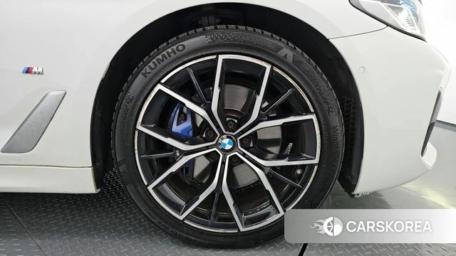 BMW 5 Series (G30) id 4268099 из Кореи 13