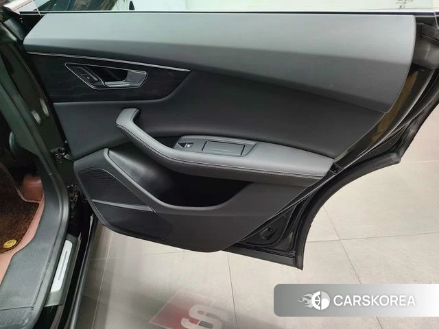 Audi Q8 id 4301536 из Китая 13
