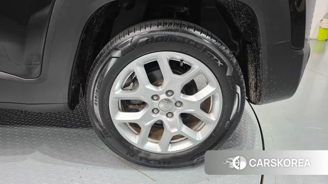 Jeep Renegade id 4339568 из Кореи 13
