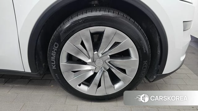 Tesla Model Y id 4474197 из Кореи 13