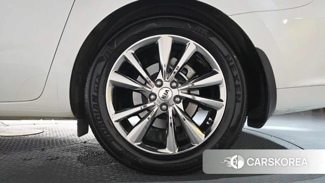 Kia The New Carnival id 4794608 из Кореи 13