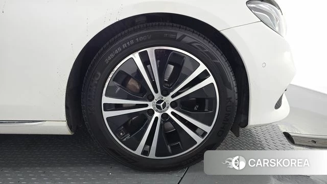 Mercedes-Benz E-Class W213 id 4907148 из Кореи 13